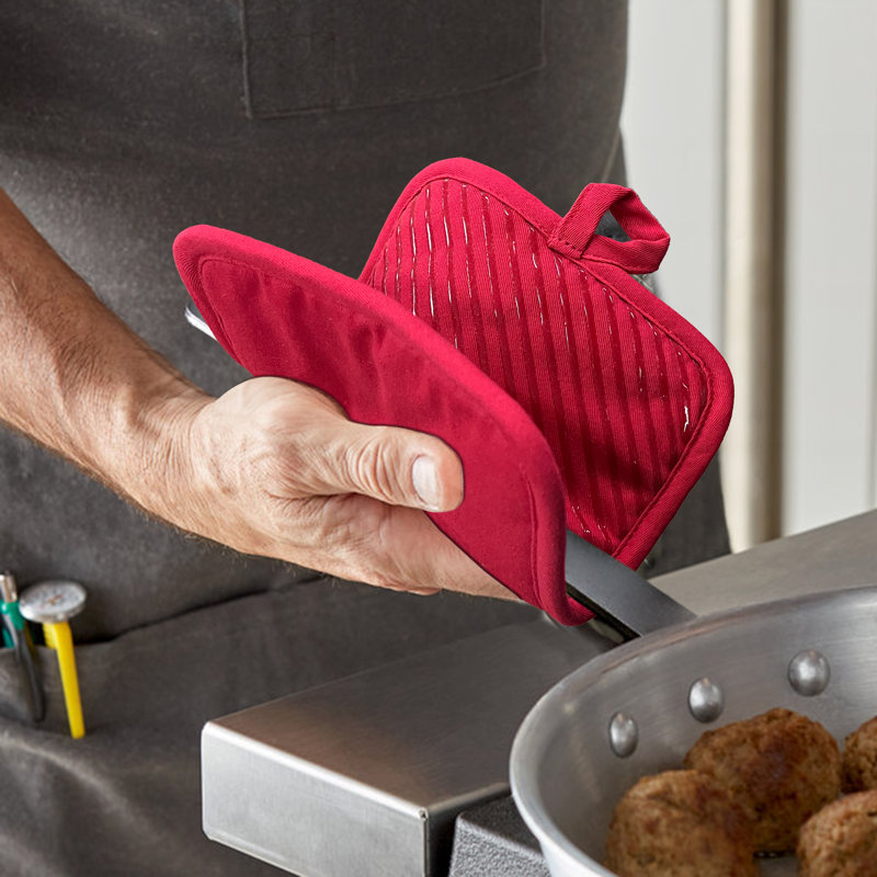 FabStyles Cotton Potholder Set, Red