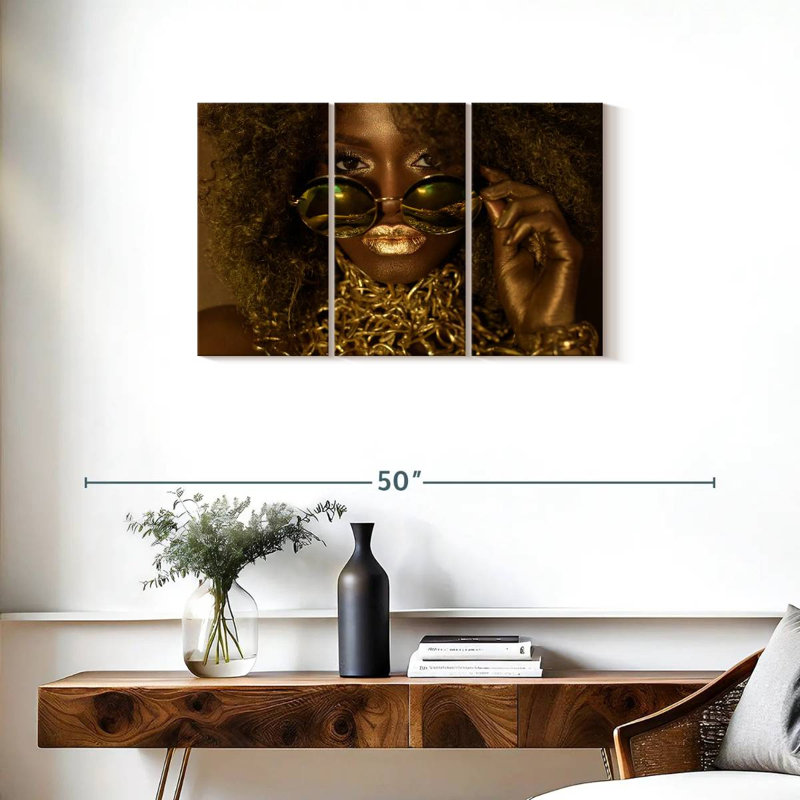 Leisha Golden Lady Fashion, 20" H x 33" W