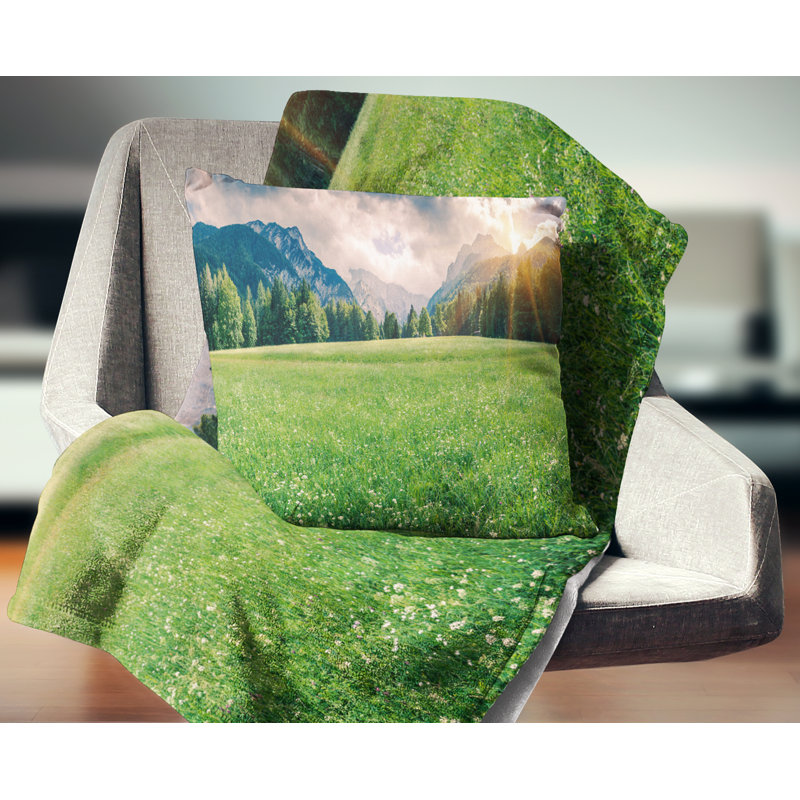 Coussin Landscape Triglav, 16 po x 1 po, Coussin décoratif