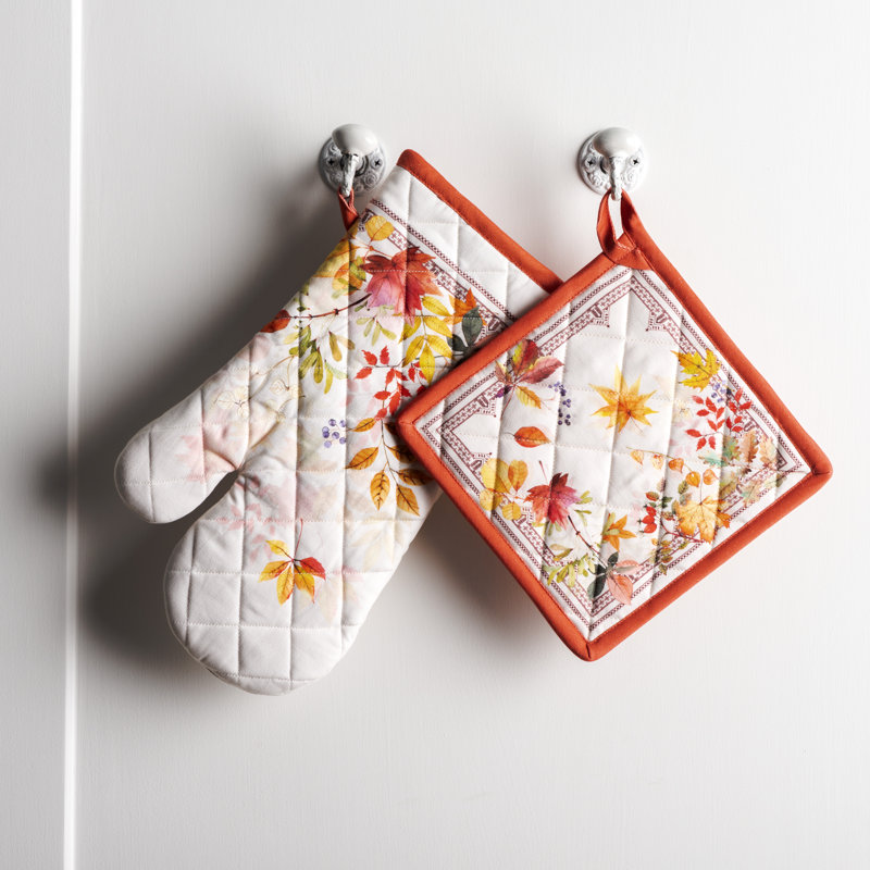 Maison D' Hermine Amarante Floral Cotton Potholder & Oven Mitt Set