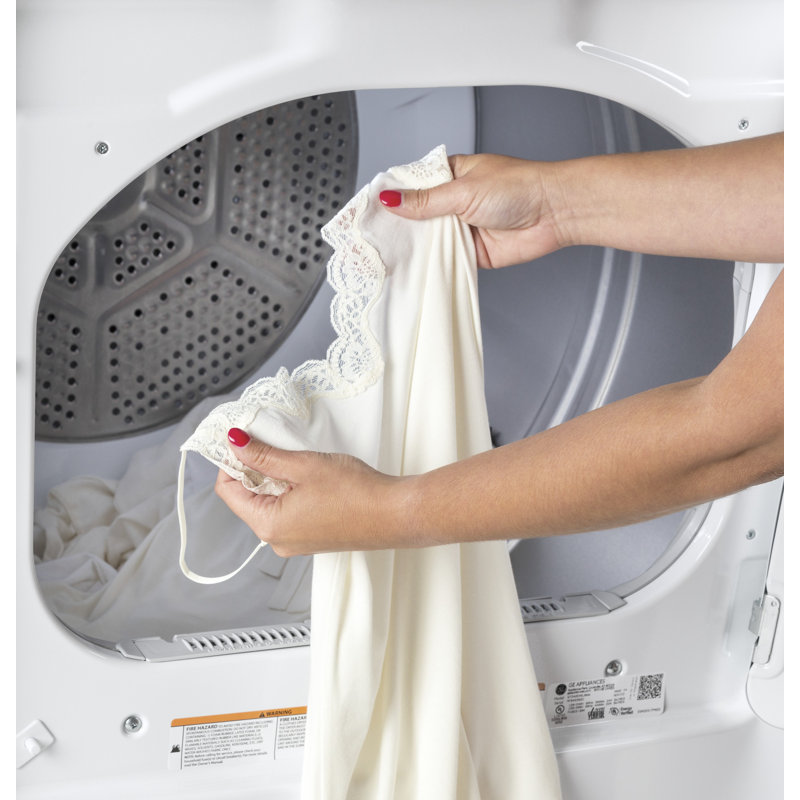 GE® 7.2 cu. ft. Capacity aluminized alloy drum Electric Dryer with Sensor Dry