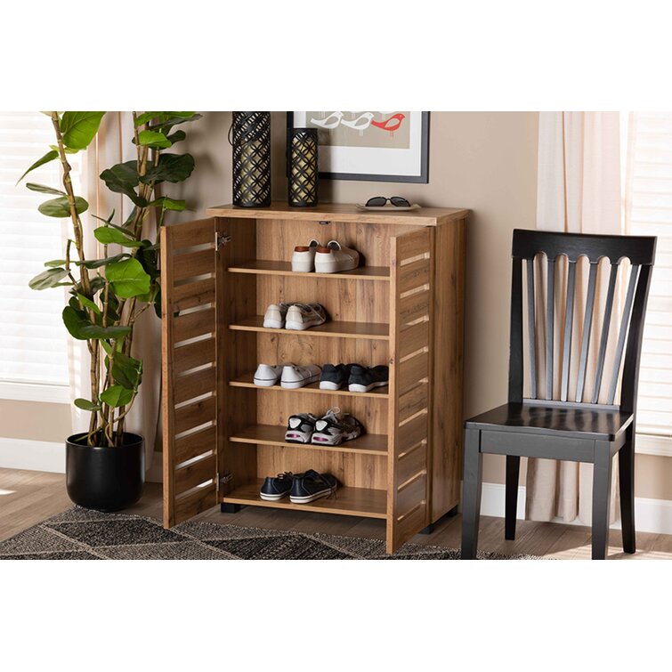 22 Pair Shoe Storage Cabinet Loon Peak Finish: Oak