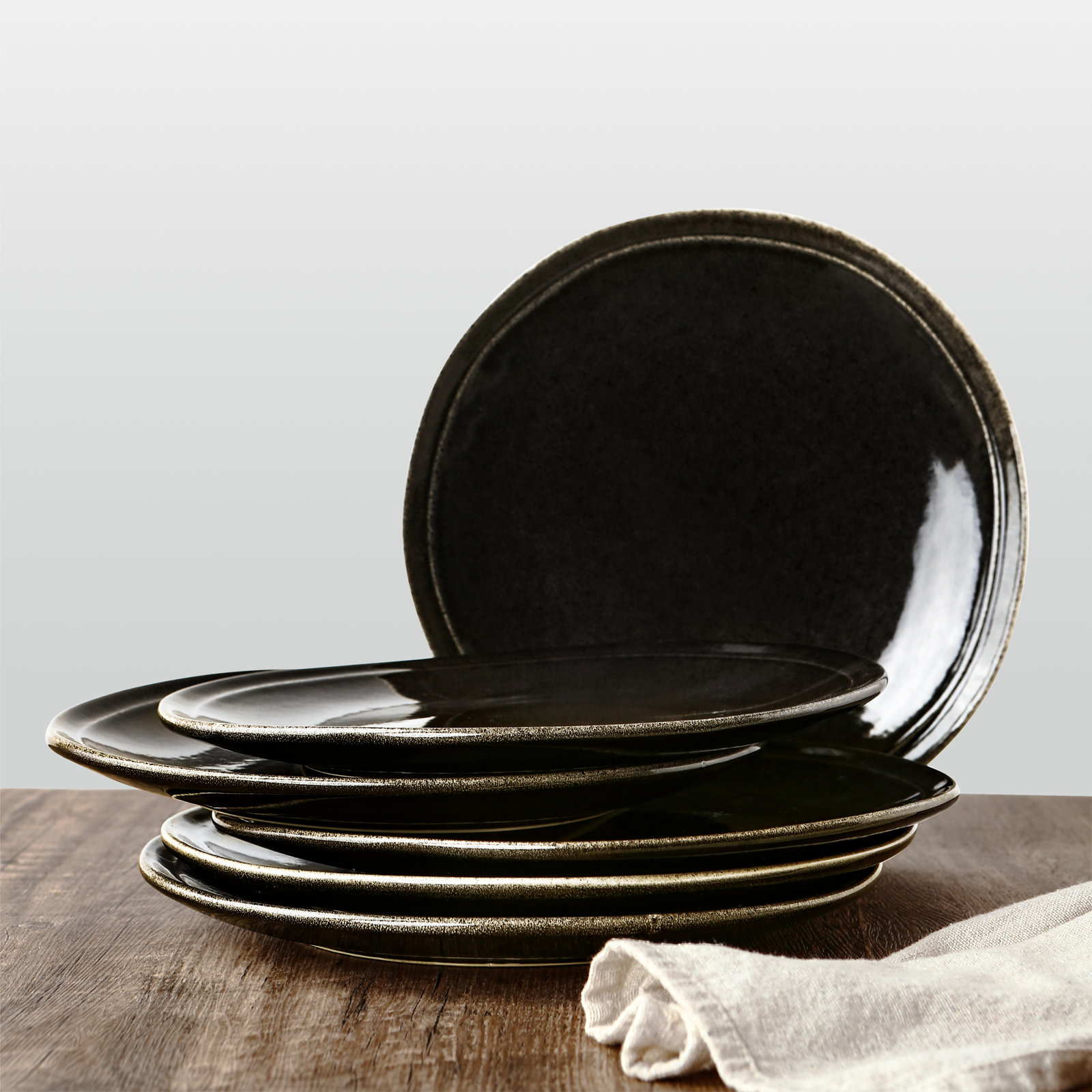 11" Dinner Plate, Black