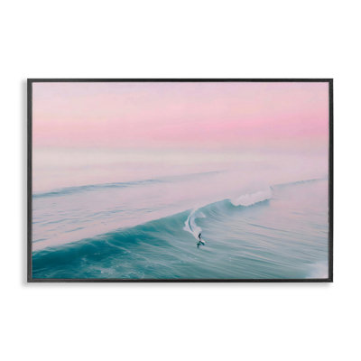 Giclée rose pastel sur fond rose, design par LSR Design Studio