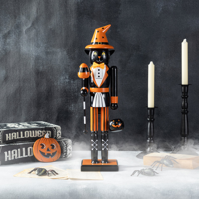 Casse-noisette en bois noir 18,50 "H Halloween avec ornement citrouille