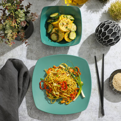 8 Piece Dinnerware Set, Service for 4