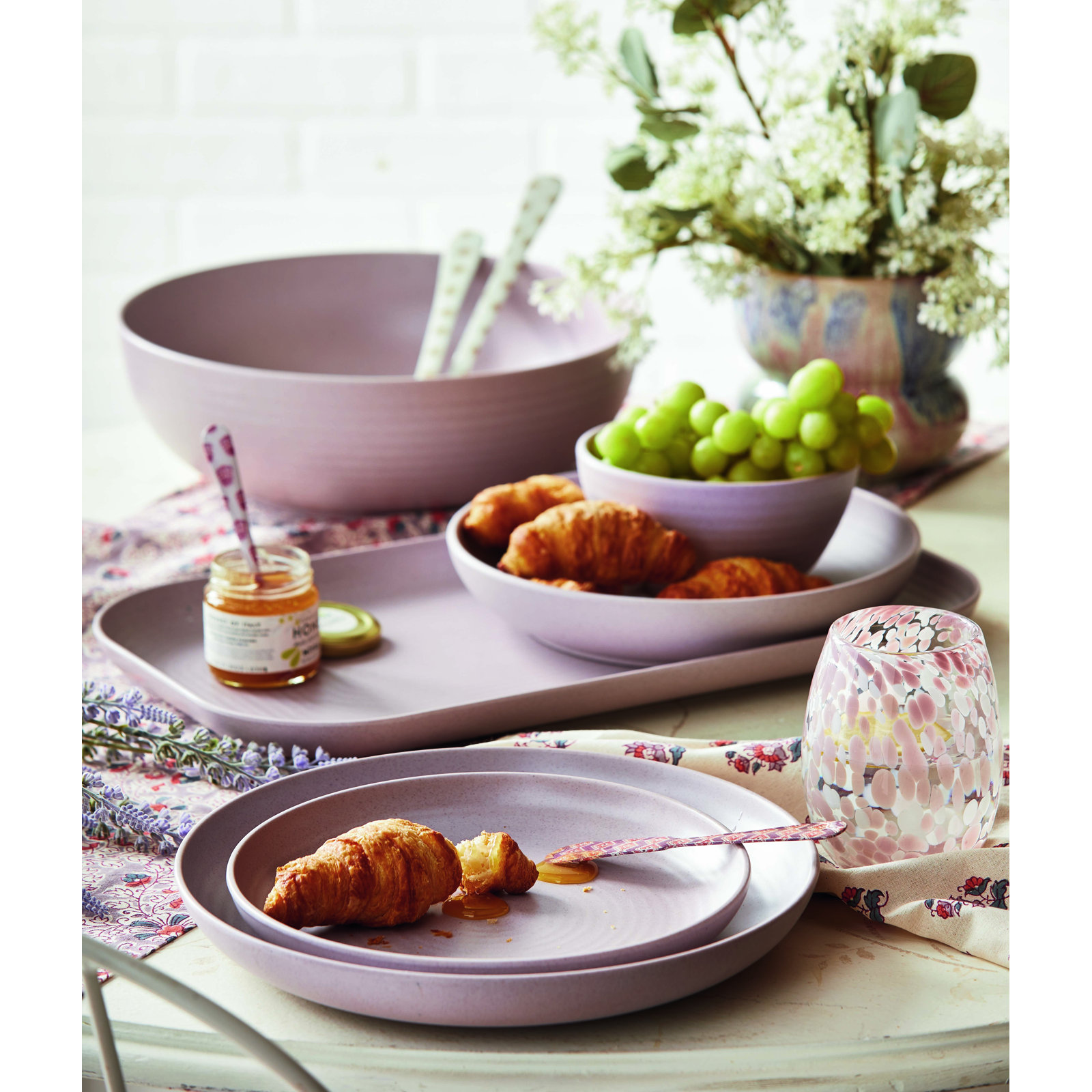 Melamine Serving Dish, 1.5" H x 11" L x 11" W