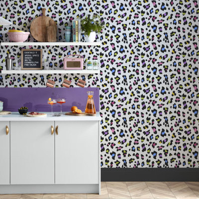 Envy Big Cat Leopard Print Wallpaper