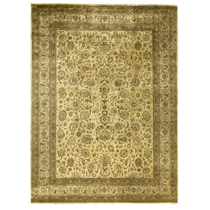 Hand Knotted Wool Area Rug in Gold And Beige