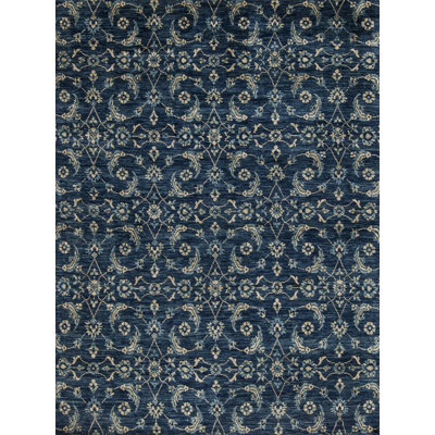 Vogue Hand Knotted Wool Area Rug
