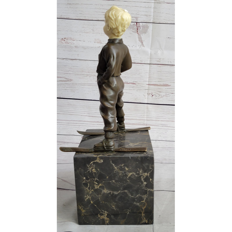 Sculpture en fonte de saut à ski