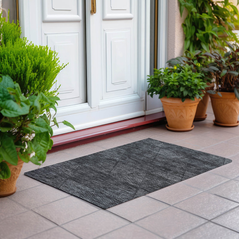 Malchow Washable Geometric Indoor / Outdoor Rug, Rectangle 1'8" x 2'6"