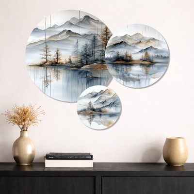 «Elegant Mountain Lake Reflection - Blue Landscape», art mural en métal 3 pièces