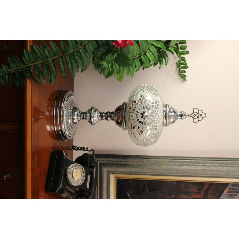 Dileo Metal Lighting Lamp, White
