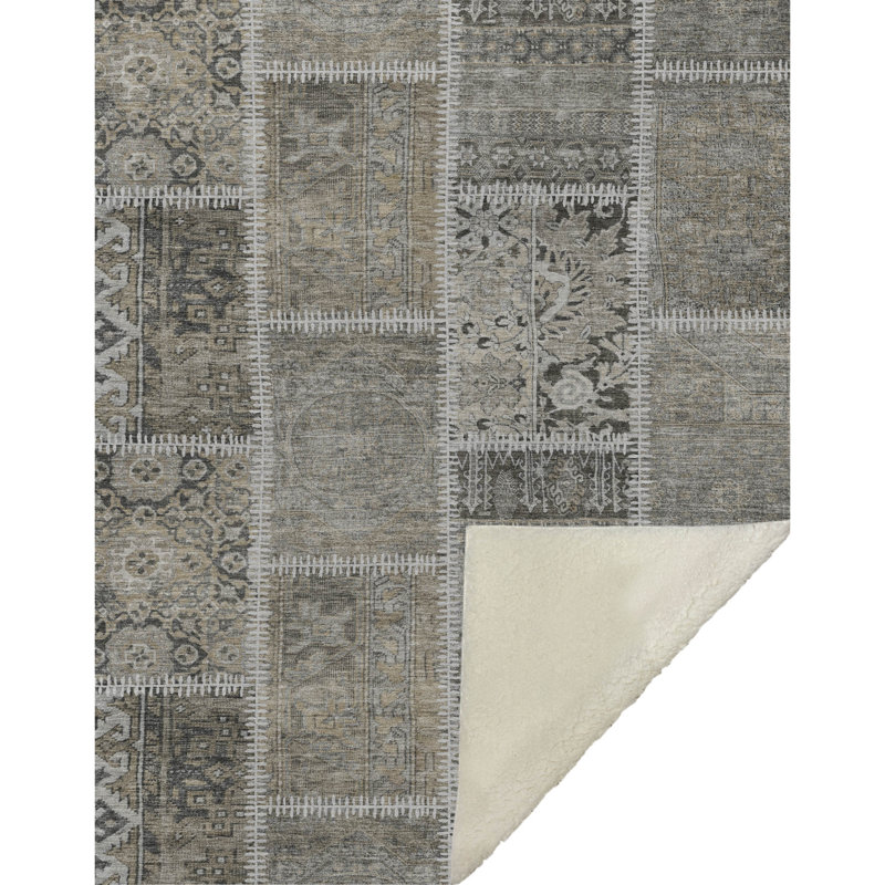 Jeté patchwork Addison Sherpa ASB635, Taupe