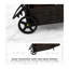 Ensemble de 2 chaises longues inclinables roulantes avec rotin en PE et structure en fer