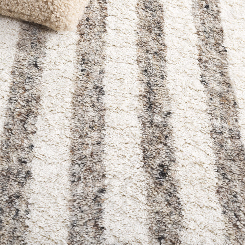 Kairese Hand Tufted Wool Pile Striped Rug, Rectangle 5' x 8'