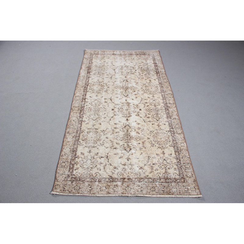 Tapis turc beige noué à la main idéal pour le vestibule avec un design rétro antique en laine