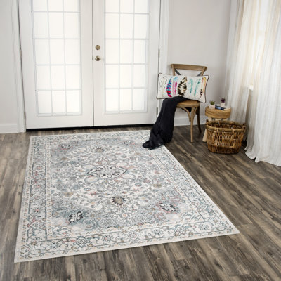 Tapis tissé à la machine