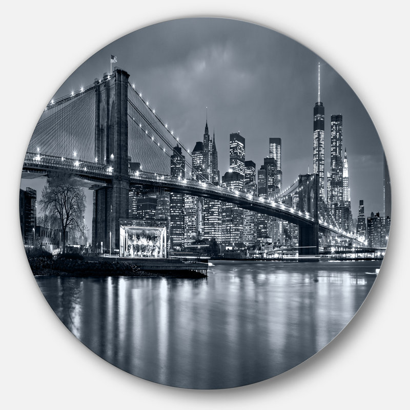 Panorama de la ville de New York la nuit, photographie sur métal, H 16 po x l 32 po, Toile tendue, Sans cadre