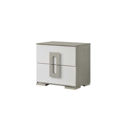 Kyrstyn Nightstand