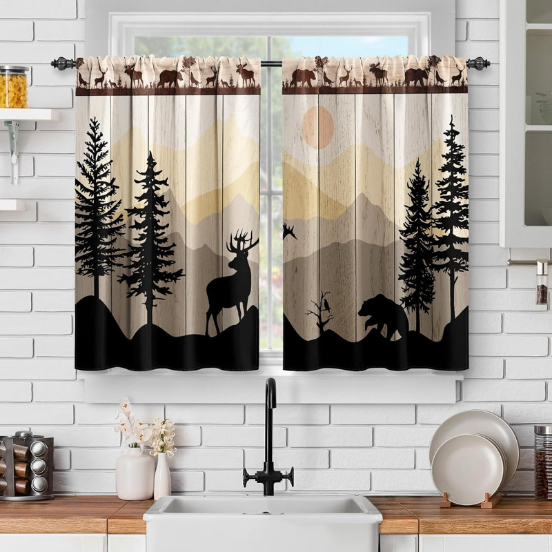 Rideau de cuisine à motif cerf, montagne, arbre, bois et soleil, avec œillets pour tringle. Ensemble de 2 panneaux.