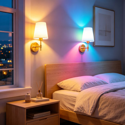 Ensemble de deux appliques murales en laiton à piles avec télécommande, lampe murale sans fil rechargeable pour le salon de la chambre à coucher, intensité variable RVB 15 couleurs