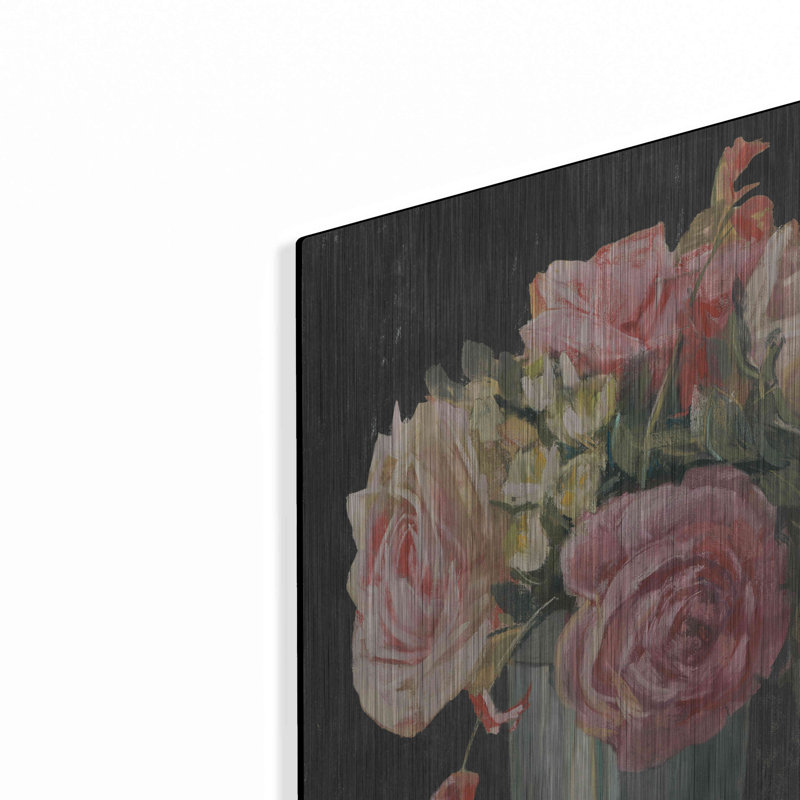 «Silver Vase II On Black» par Carol Rowan, H 24 po x l 16 po