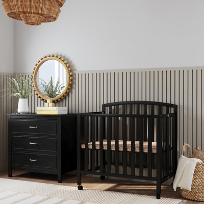 Dylan 3-in-1 Mini Convertible Portable Crib
