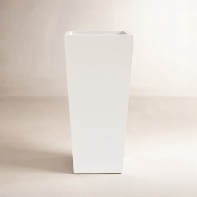 Robards Fiberglass Pot Planter