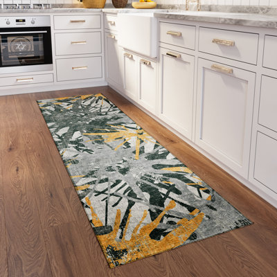 Tary Chenille Abstract Indoor / Outdoor Rug