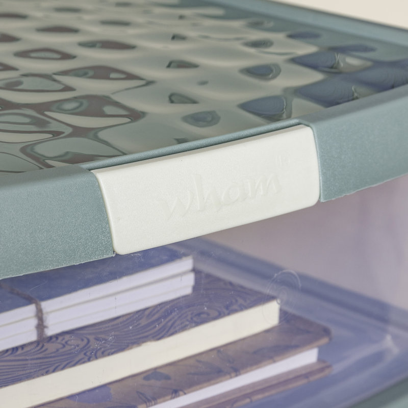 Wham Clip 5x 9L Square Plastic Storage Boxes with Secure Clip Lock Lids. L:29 x W:29 x H:15.5cm Clear/Green Milieu/Stone