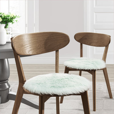 Faux Fur 16" Round Decorative Chair Pad