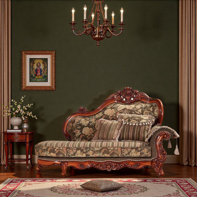 American country-style fabric and wood sofa