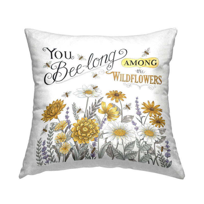 Conception de coussin décoratif parmi les fleurs sauvages «Honey Bee Blossoms» par Deb Strain