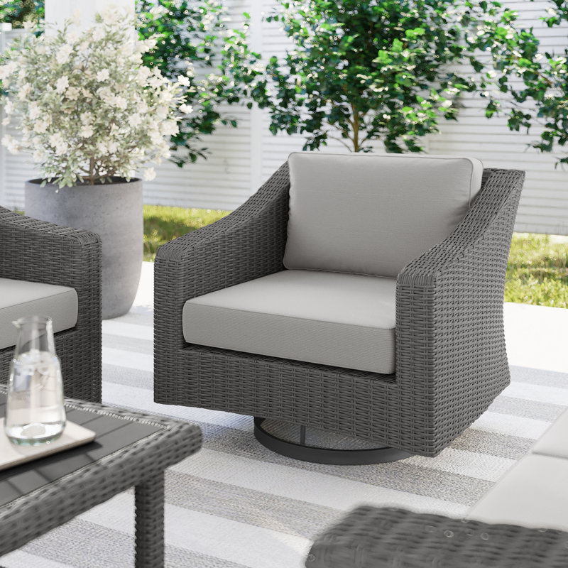 Chaises pivotantes d'extérieur en rotin avec coussins toutes saisons Martha Stewart Bedford, Gris, Gris