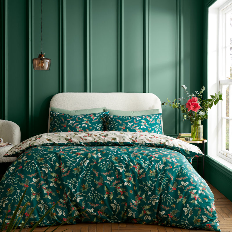 Winter Foliage 200 Thread Count Cotton Reversible Cotton Floral Duvet Cover Set with Pillowcases Included