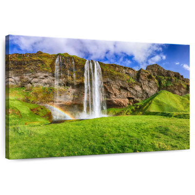 Alvord Seljalandsfoss Falls Meadow