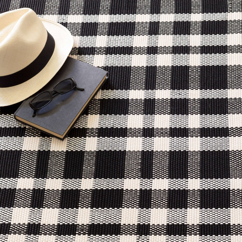 Tattersall Black Handwoven Indoor/Outdoor Rug, Rectangle 7'6" x 9'6"