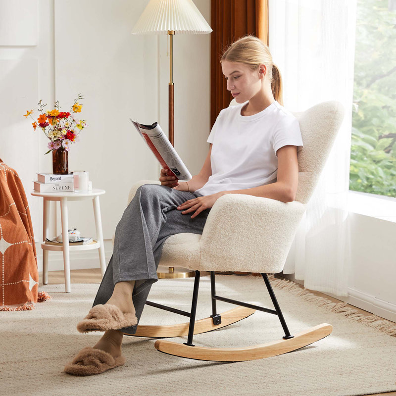Chaise d'appoint berçante Kaelyb , Beige,  H 38,98 po x l 22,8 po x P 33,46 po 