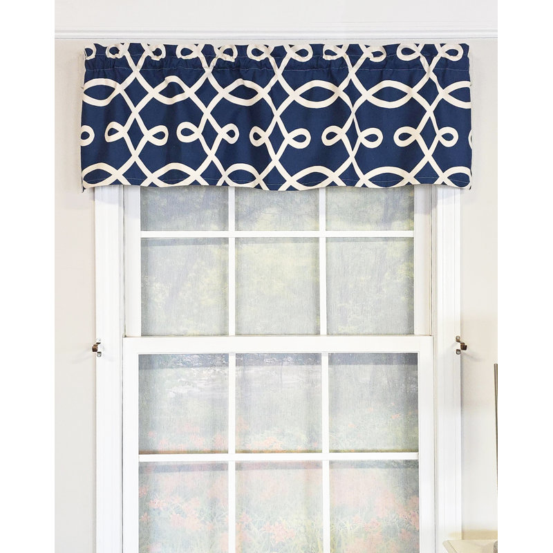  Oblique Tailored Valance