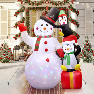 Bonhomme de neige gonflable Ourft 6 pi avec pingouins, décoration de Noël avec lumières DEL rotatives pour jardin extérieur intérieur