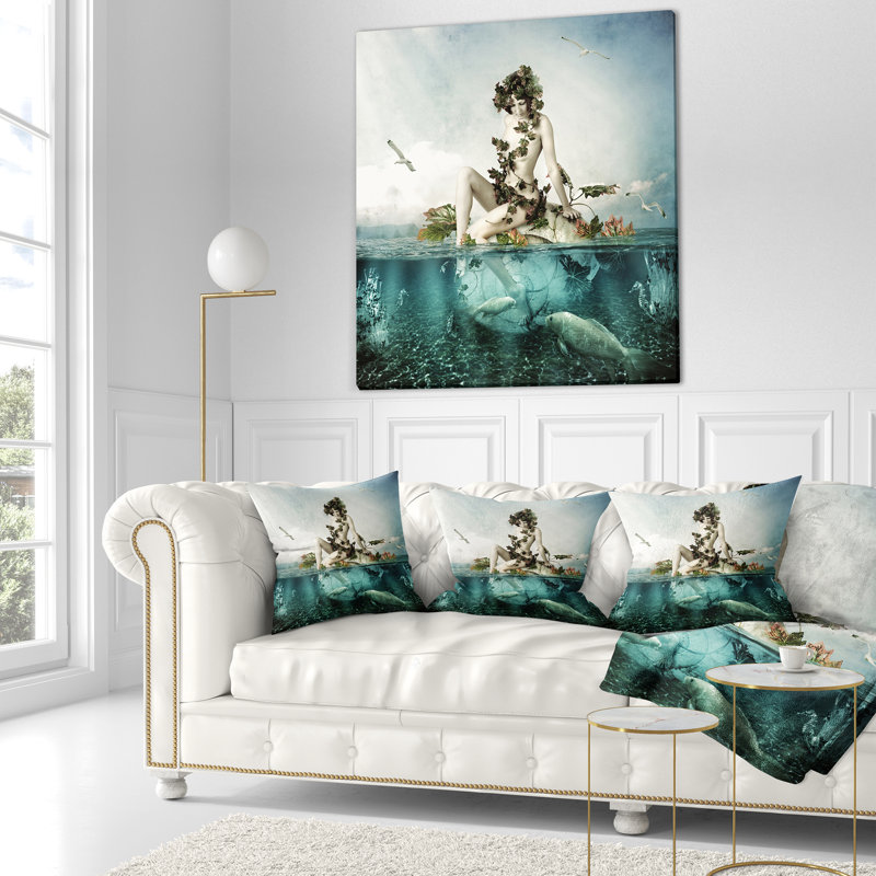 Femme à la mer - oreiller à imprimé portrait, 18 po x 18 po, Coussin décoratif