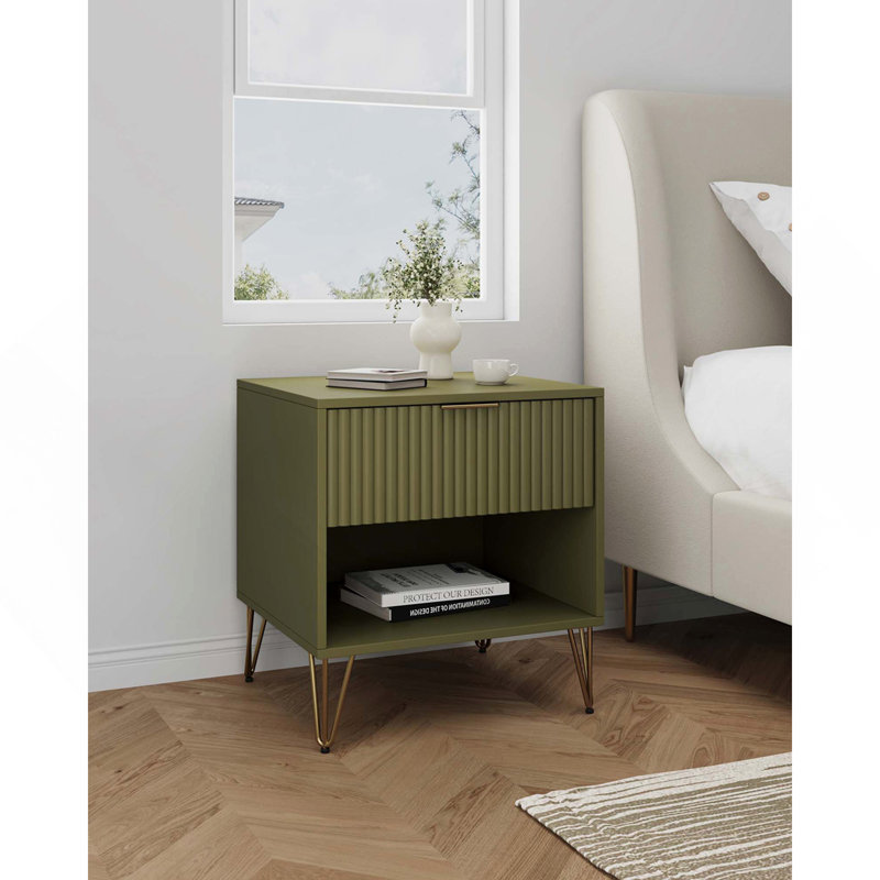 Table de chevet vert olive, 21.65" H x 20.07" W x 17.73" D