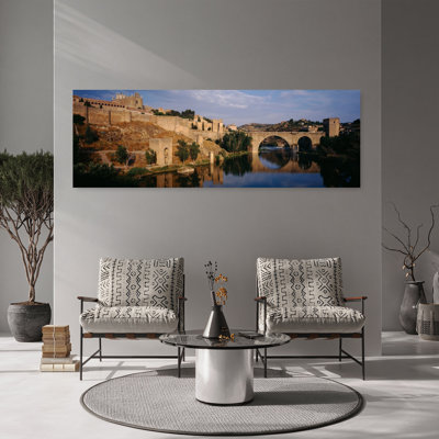 Château au bord de l'eau, Puente De San Martin, rivière Tajo, Toledo, Espagne, art abstrait contemporain, art mural paysage