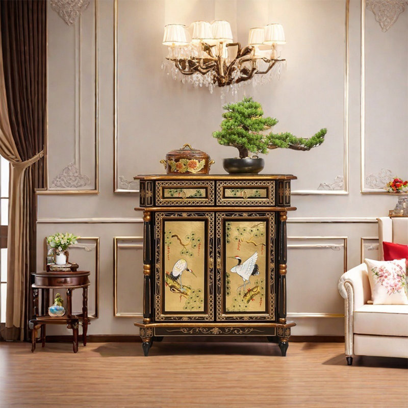 Armoire décorative peinte à la main avec poignées dorées