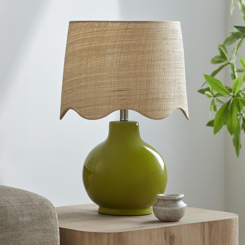 Lampe de table Maura, Tanné, Vert, H 22 po x l 15 po x P 15 po