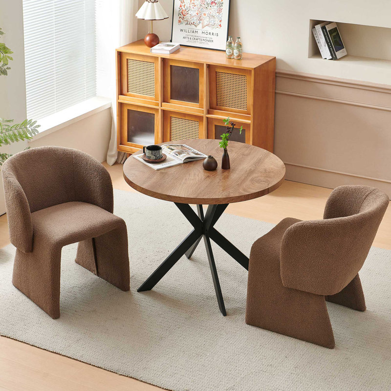 Alana 37-Inch Round Table With Armchairs, Brown