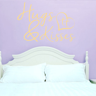 Hugs and Kisses Wall Sticker