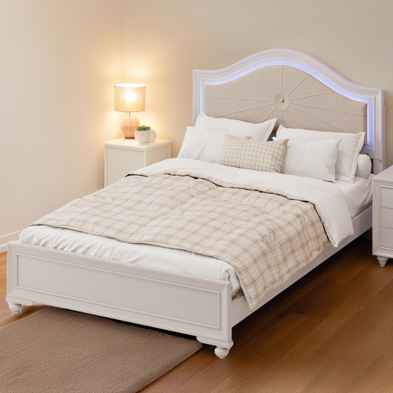 Grand lit moderne avec tête de lit à DEL - Lit plateforme tapissier gris crème, design incurvé, aucun sommier tapissier requis